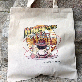 TOTE BAG KNITTER JONES EN BUSCA DE LA VUELTA PERDIDA 01